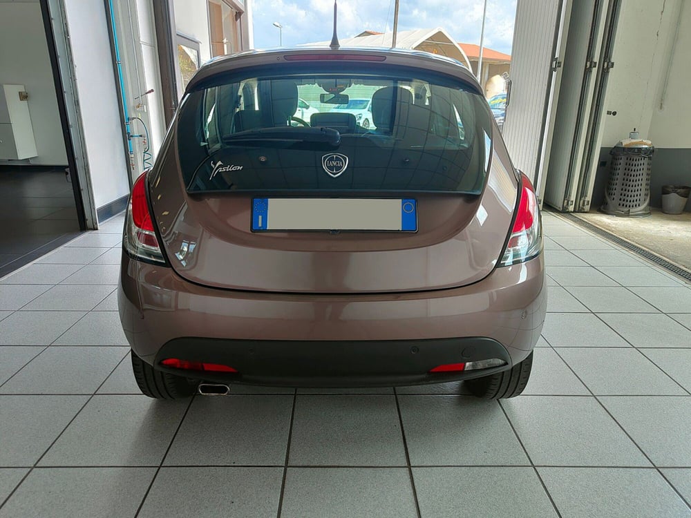 Lancia Ypsilon usata a Torino (6)