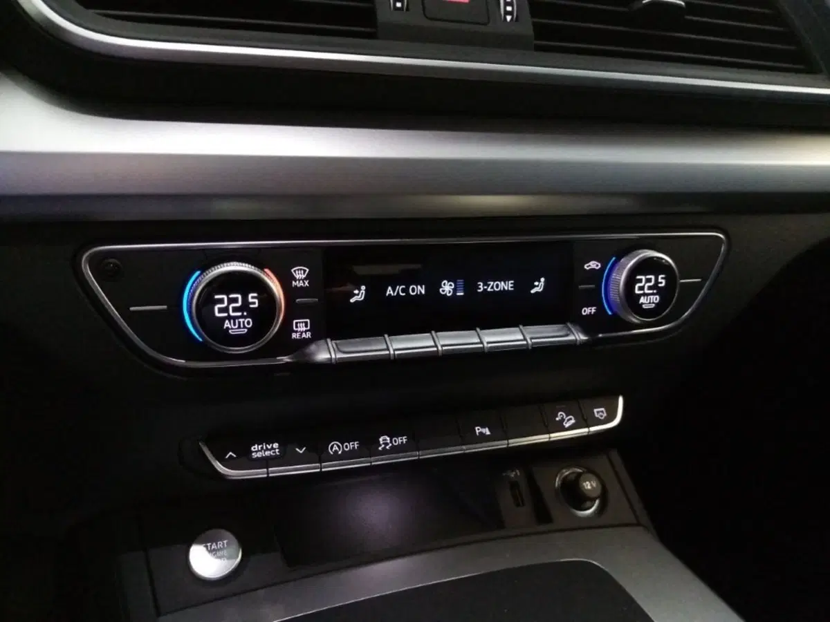 Audi Q5 usata a Bari (9)