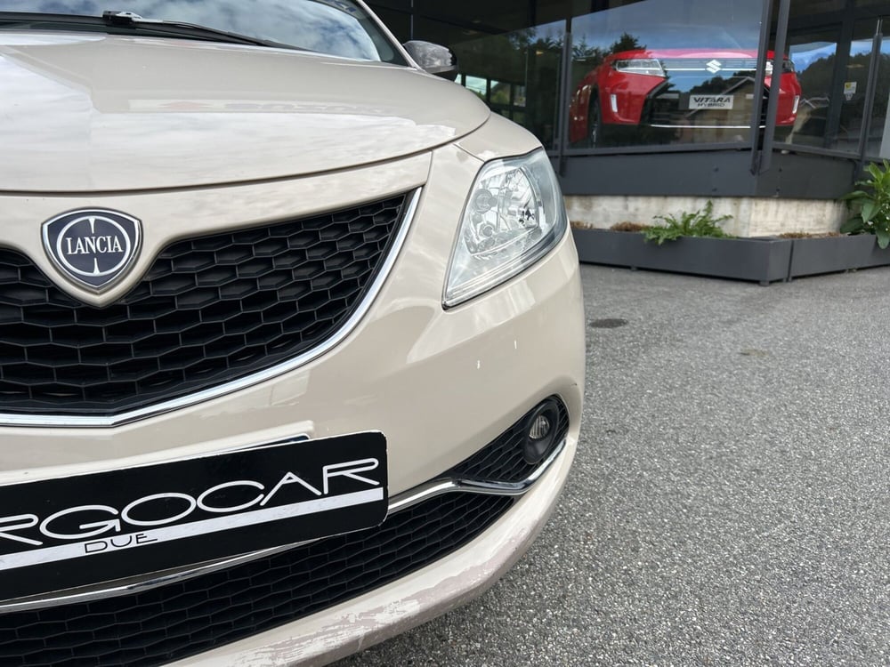 Lancia Ypsilon usata a Vercelli (12)