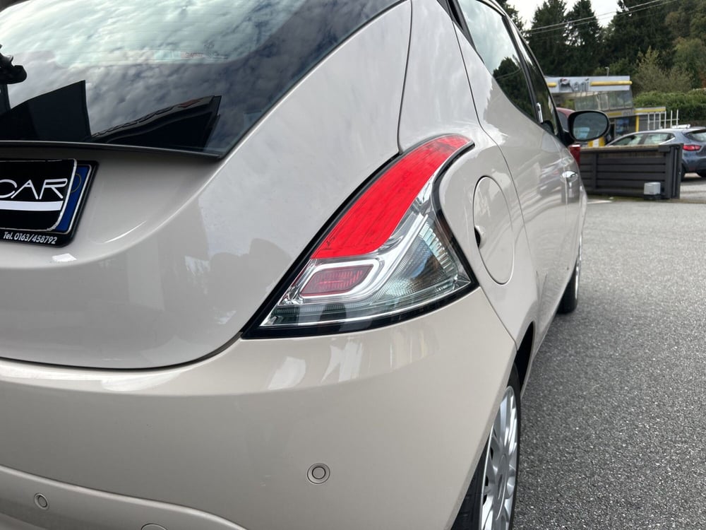 Lancia Ypsilon usata a Vercelli (13)