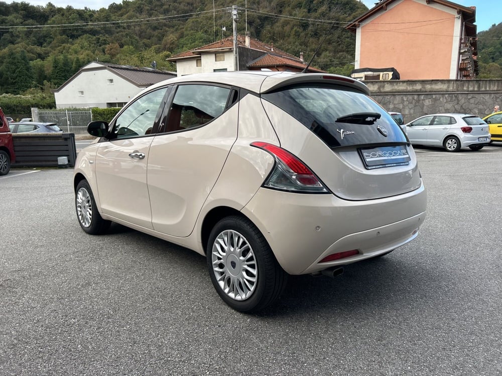 Lancia Ypsilon usata a Vercelli (5)