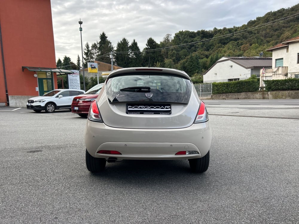 Lancia Ypsilon usata a Vercelli (6)