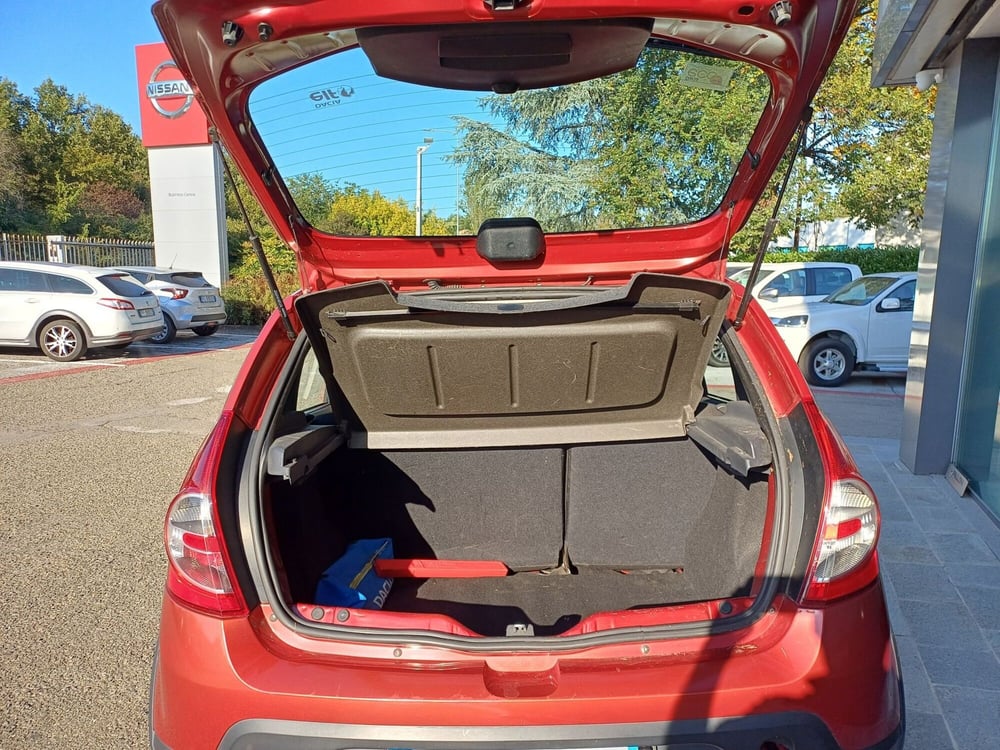 Dacia Sandero usata a Modena (5)
