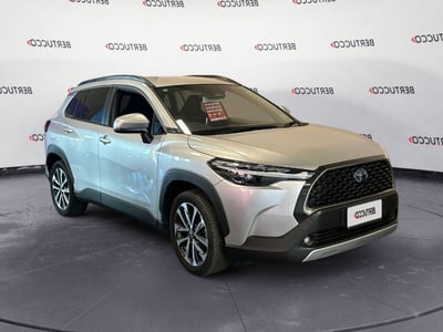 Toyota Corolla Cross Hybrid 2.0 Hybrid 197 CV E-CVT Lounge Light del 2024 usata a Verona