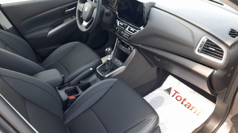 Suzuki S-Cross nuova a L'Aquila (16)