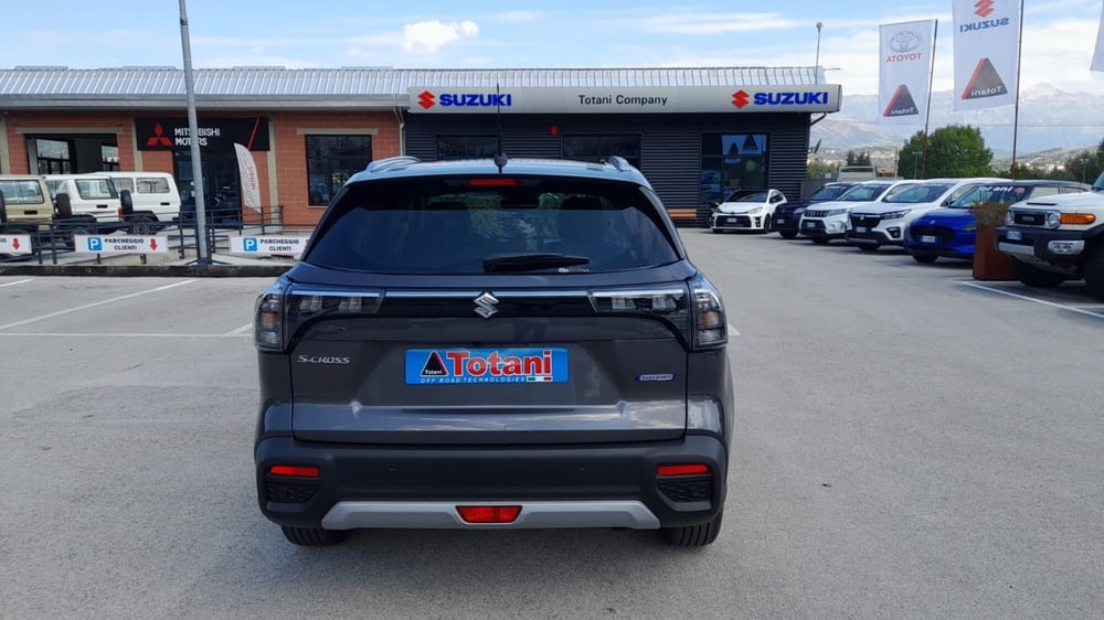 Suzuki S-Cross nuova a L'Aquila (7)