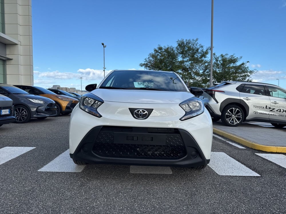 Toyota Aygo X nuova a Reggio Calabria (4)