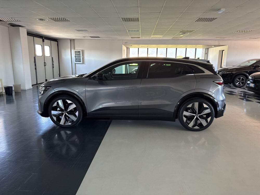 Renault Megane E-Tech Electric nuova a Vicenza (8)