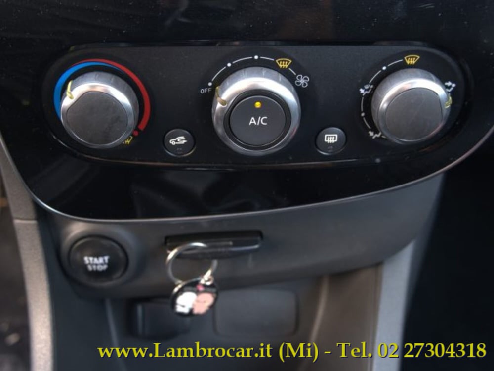 Renault Clio usata a Milano (16)
