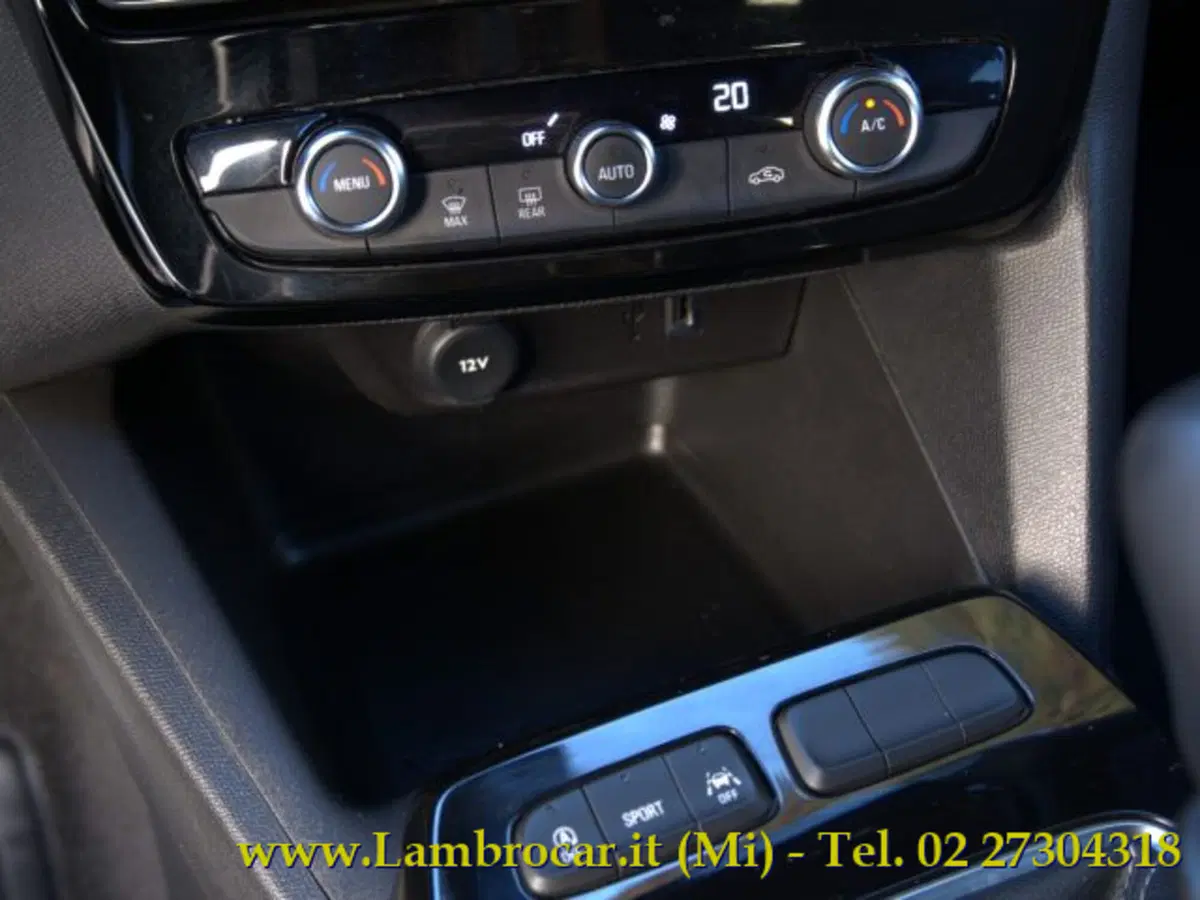 Opel Mokka usata a Milano (11)