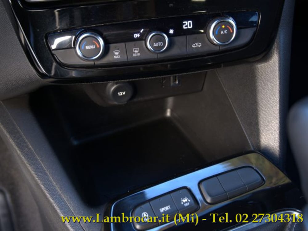 Opel Mokka usata a Milano (10)