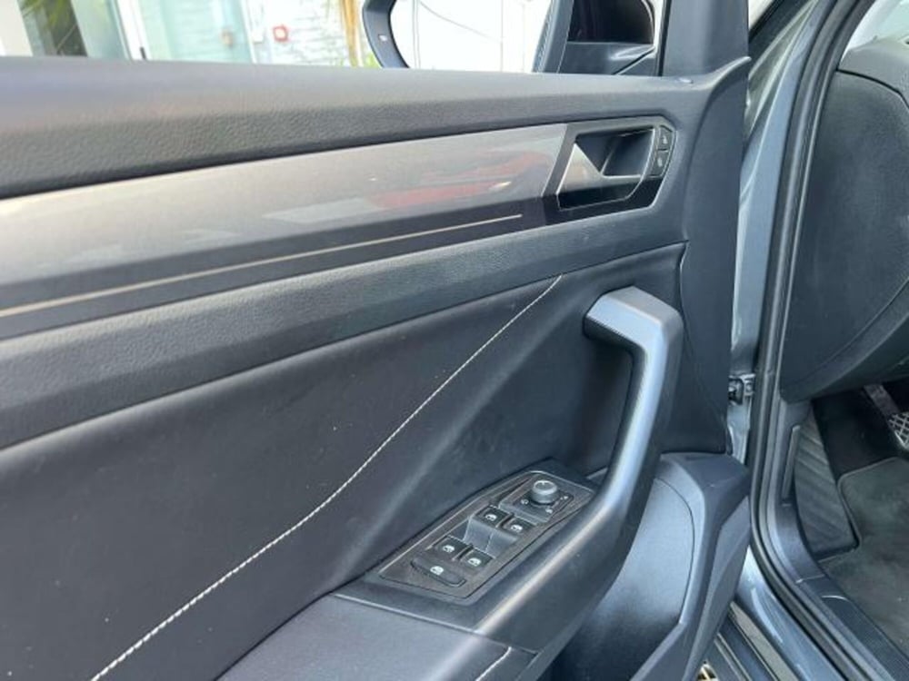 Volkswagen T-Roc usata a Savona (15)