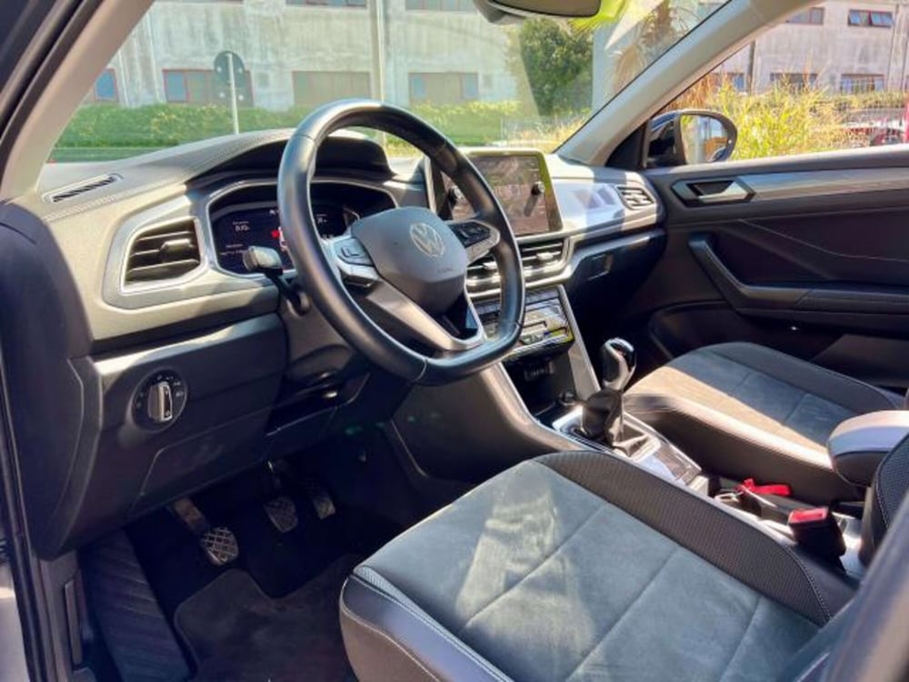 Volkswagen T-Roc usata a Savona (9)