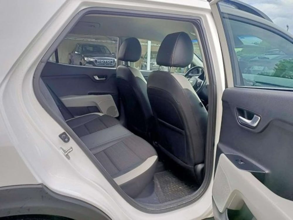 Kia Stonic usata a Firenze (12)