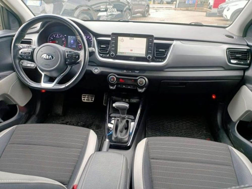 Kia Stonic usata a Firenze (14)