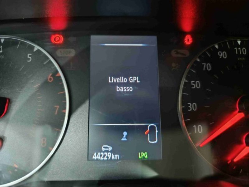 Renault Clio usata a Catania (15)