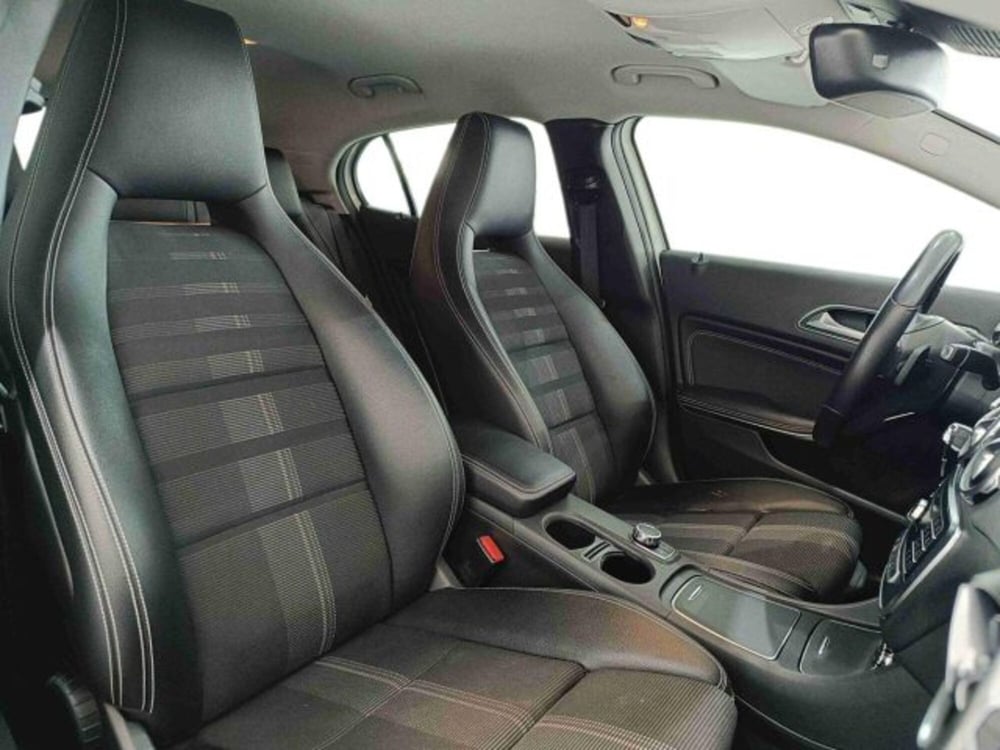 Mercedes-Benz GLA SUV usata a Catania (10)