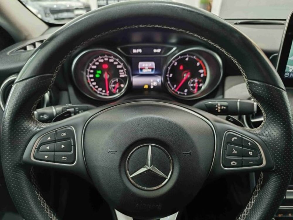 Mercedes-Benz GLA SUV usata a Catania (17)