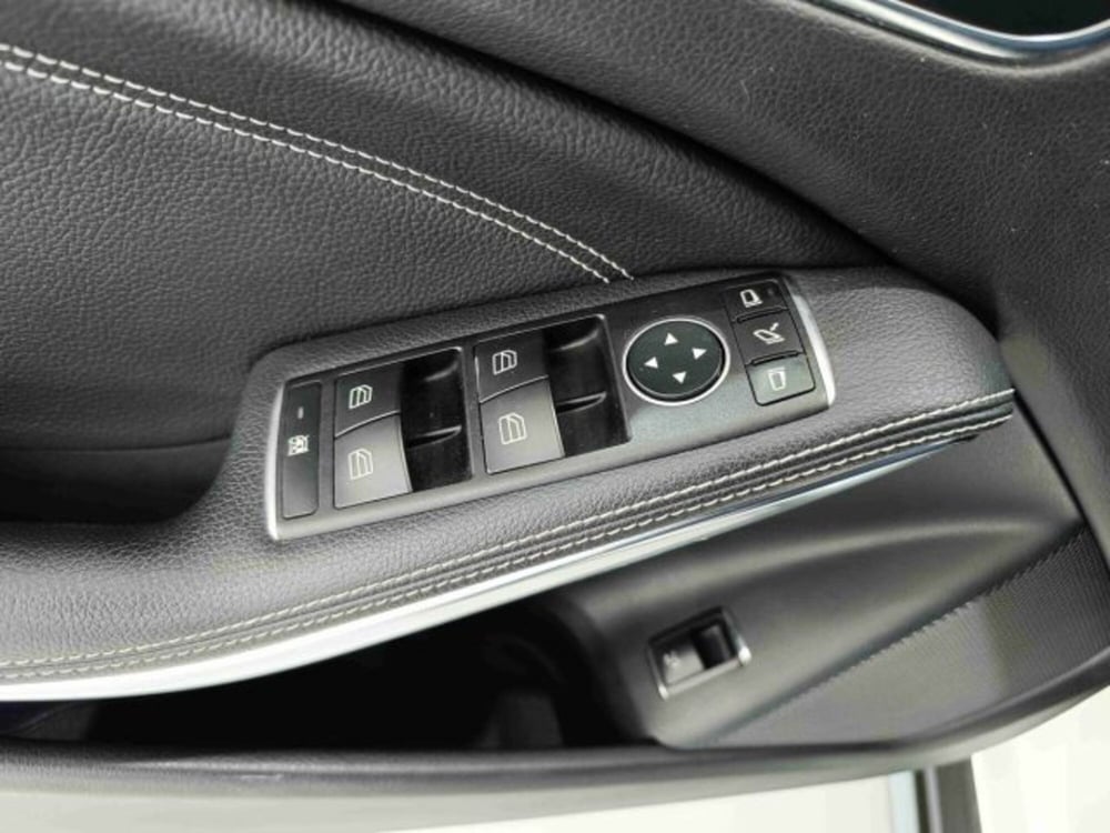 Mercedes-Benz GLA SUV usata a Catania (20)
