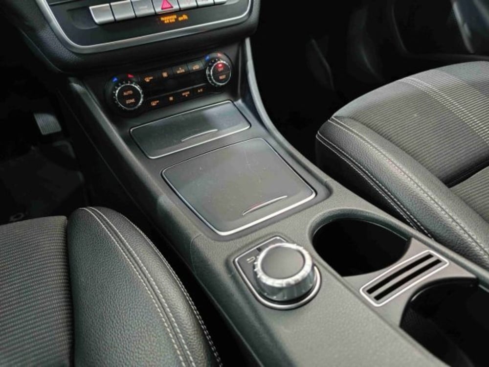 Mercedes-Benz GLA SUV usata a Catania (8)