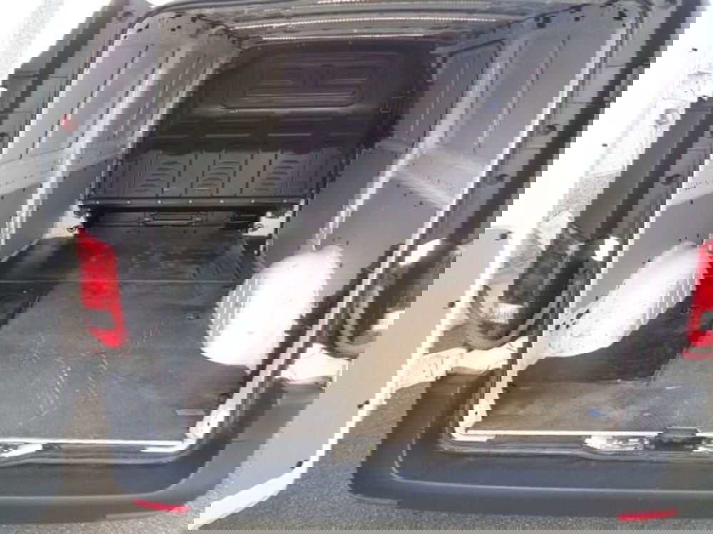 Mercedes-Benz Vito usata a Cuneo (13)