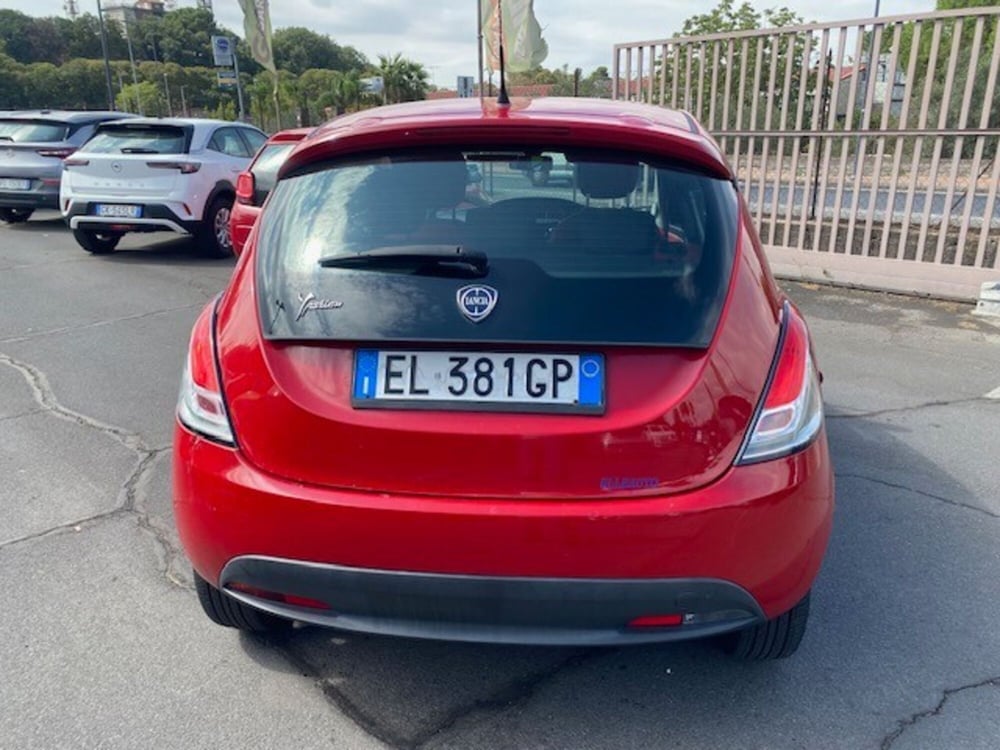 Lancia Ypsilon usata a Catania (10)