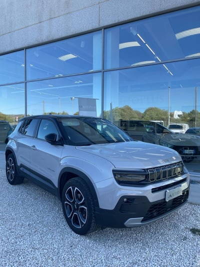 Jeep Avenger 1.2 turbo Summit fwd 100cv del 2023 usata a Olbia