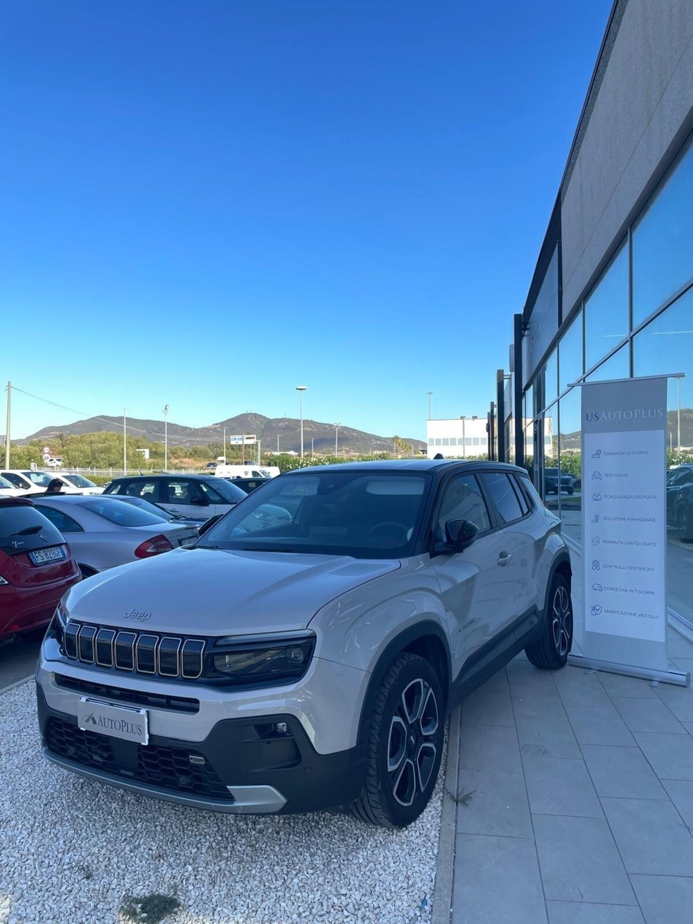 Jeep Avenger usata a Sassari (13)