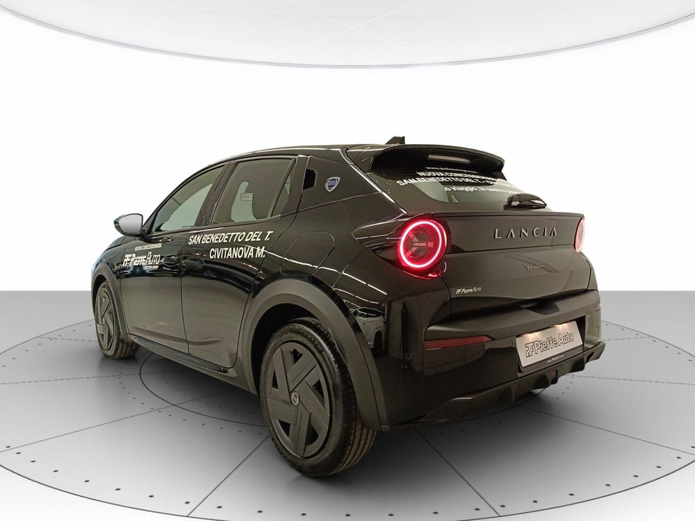 Lancia Ypsilon usata a Macerata (3)