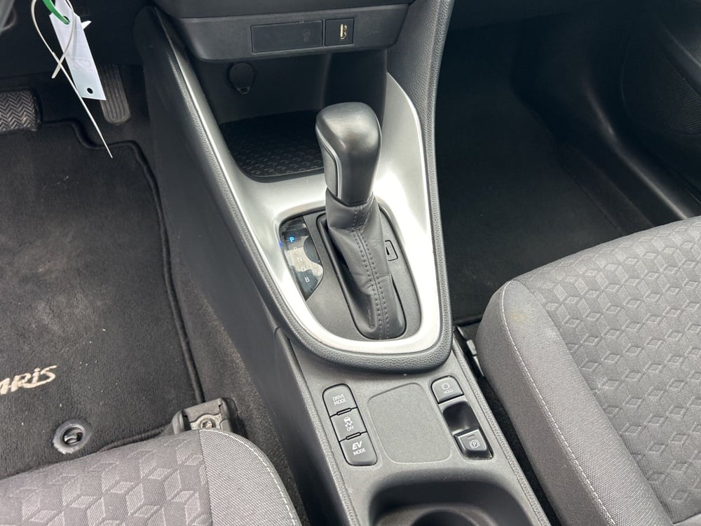 Toyota Yaris usata a Milano (15)