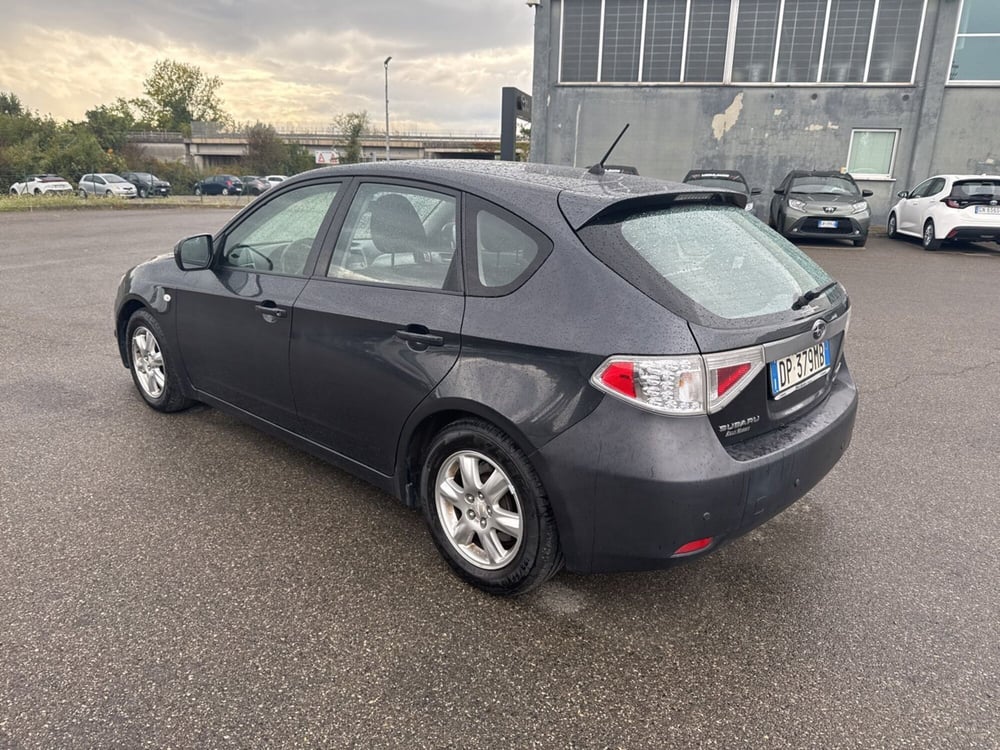 Subaru Impreza usata a Piacenza (2)