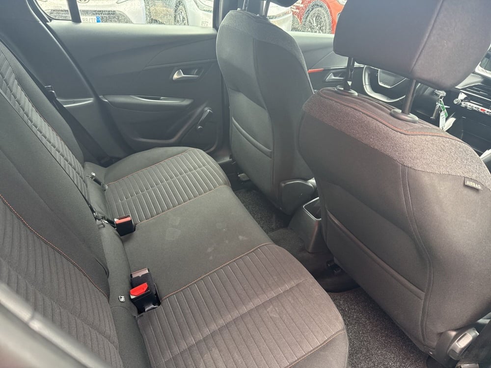 Peugeot 208 usata a Milano (6)