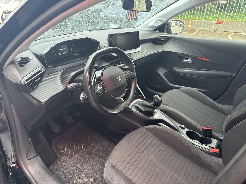 Peugeot 208 usata a Milano (7)
