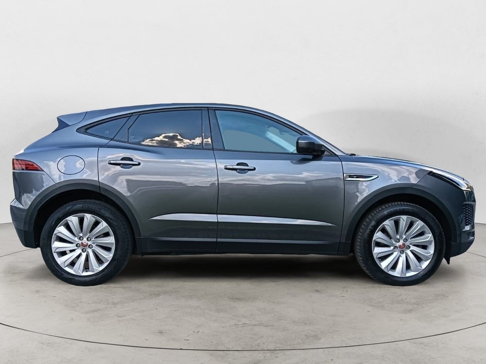 Jaguar E-Pace usata a Como (6)