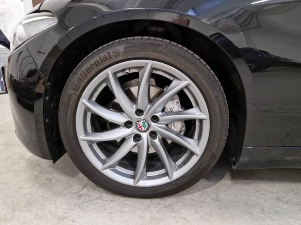 Alfa Romeo Giulia usata a Salerno (20)