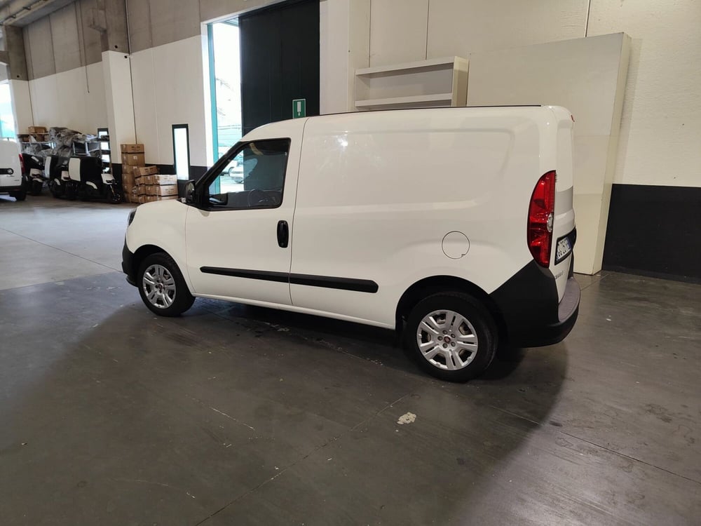 Fiat Doblò usata a Milano (4)