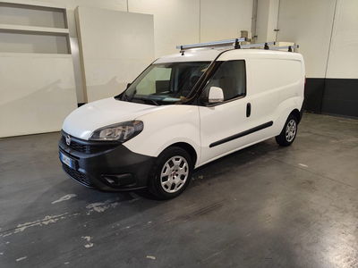 Fiat Dobl&ograve; Furgone 1.4 T-Jet Natural Power PL-TN Cargo Maxi Lamierato SX del 2019 usata a Milano
