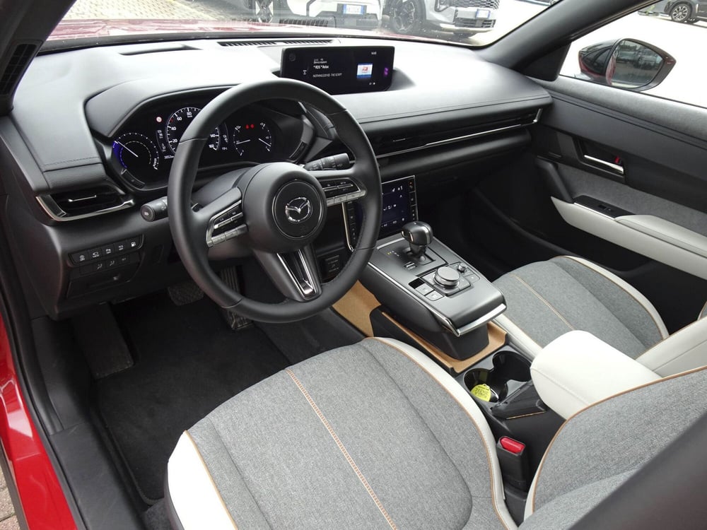 Mazda MX-30 usata a Treviso (11)