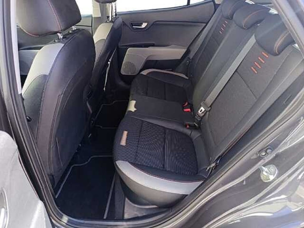 Kia Stonic usata a Potenza (15)