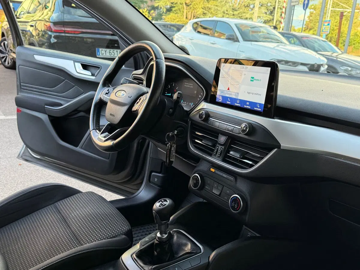 Ford Focus Station Wagon usata a Reggio Emilia (13)