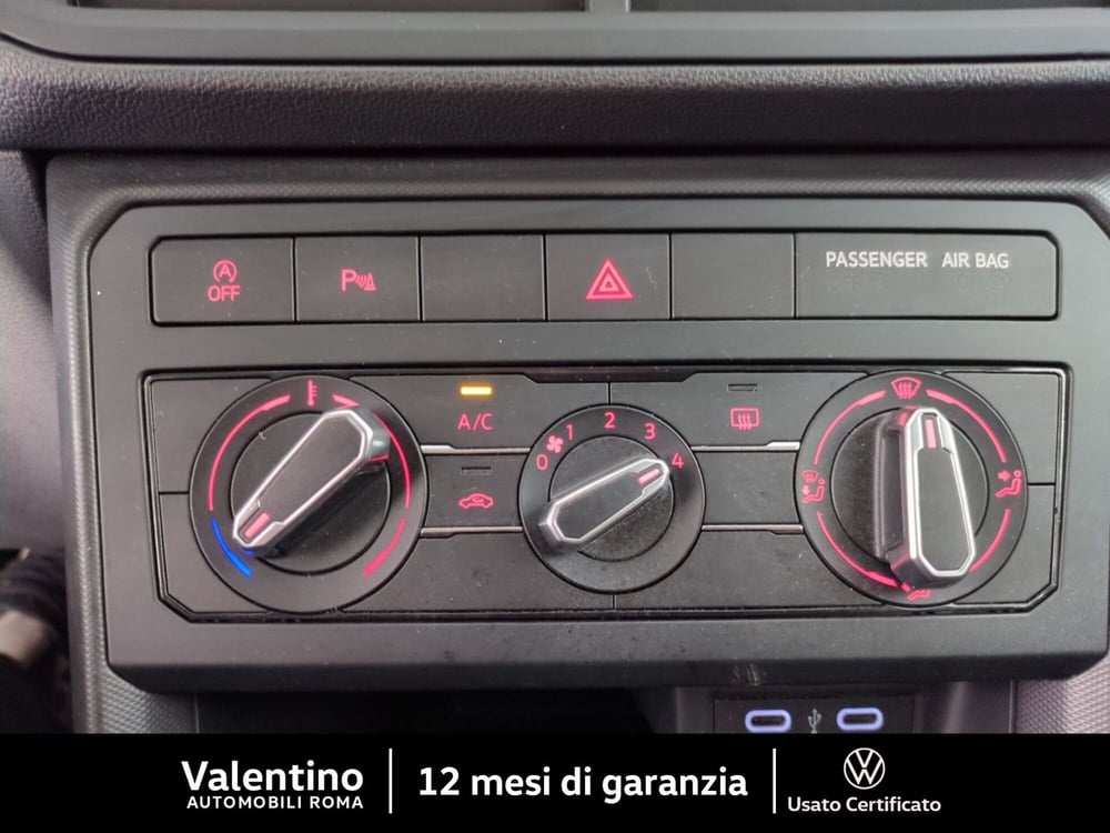 Volkswagen T-Cross usata a Roma (15)