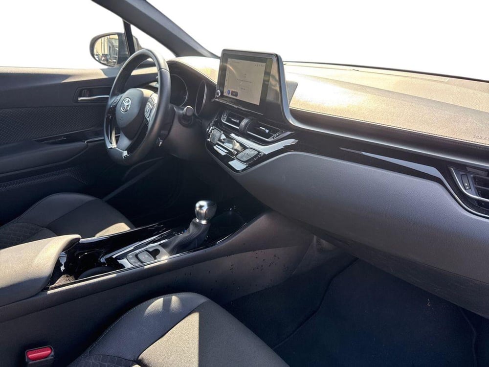 Toyota Toyota C-HR usata a Matera (19)
