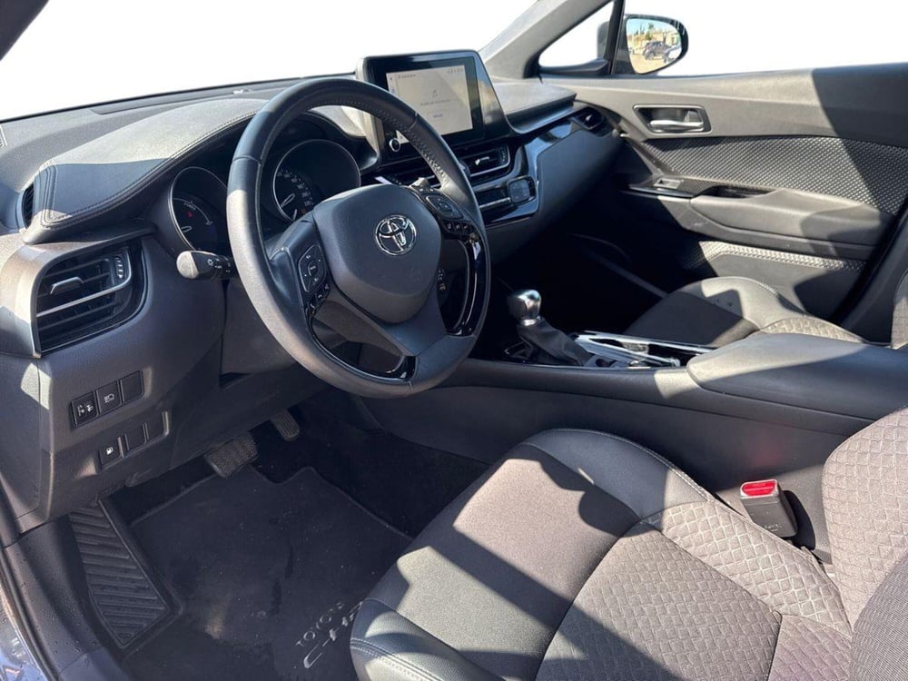 Toyota Toyota C-HR usata a Matera (20)