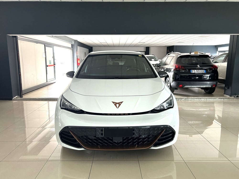 Cupra Born usata a Ferrara (2)