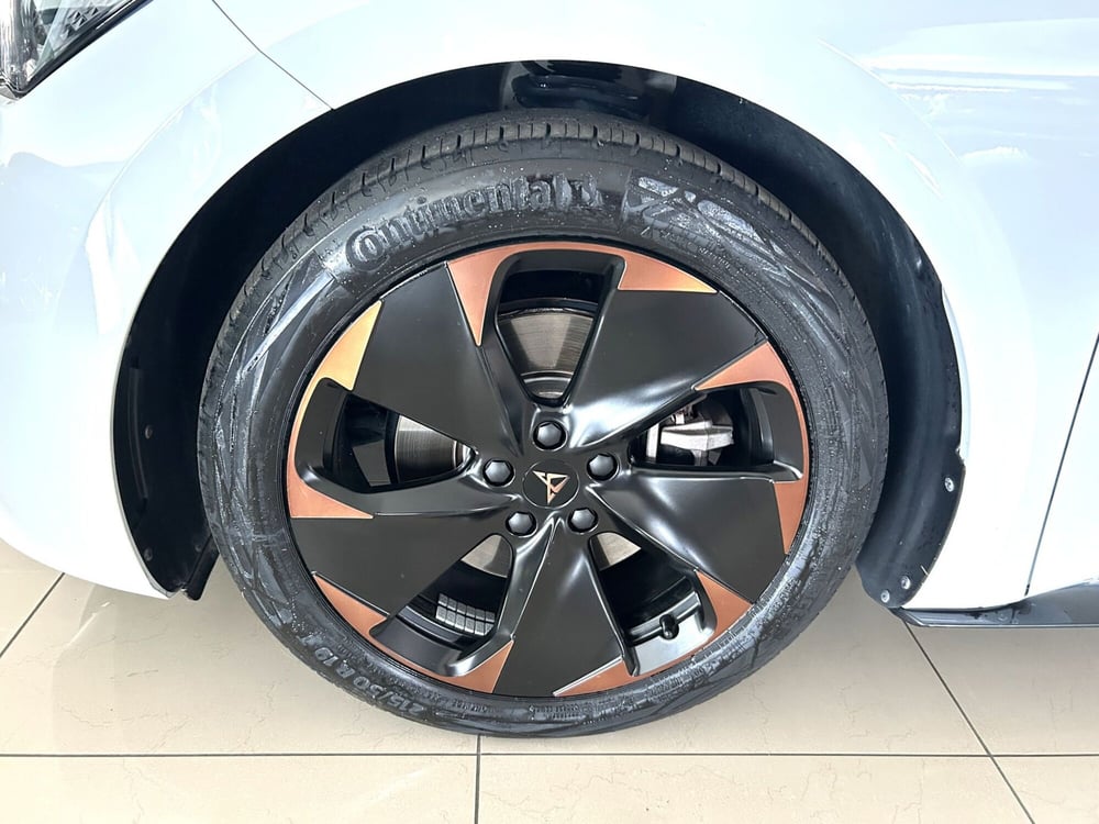Cupra Born usata a Ferrara (7)