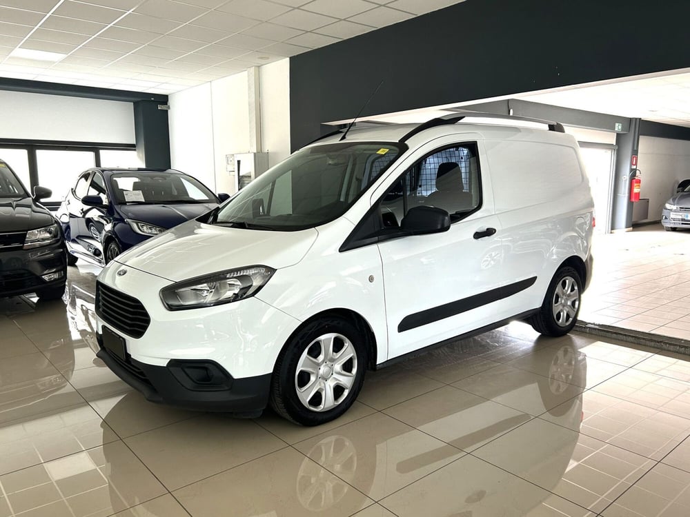 Ford Transit Courier usata a Ferrara