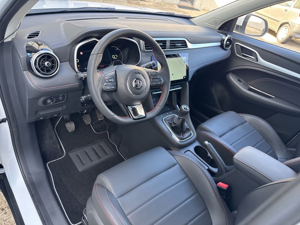 Mg ZS nuova a Ferrara (11)