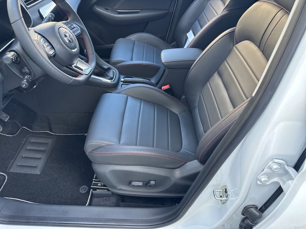 Mg ZS nuova a Ferrara (9)