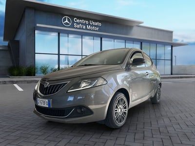 Lancia Ypsilon 1.0 FireFly 5 porte S&amp;S Hybrid Ecochic Gold del 2021 usata a Rende