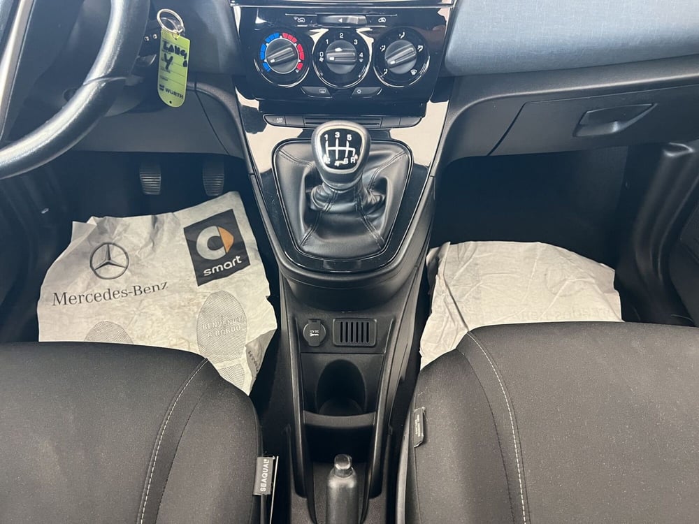 Lancia Ypsilon usata a Cosenza (15)